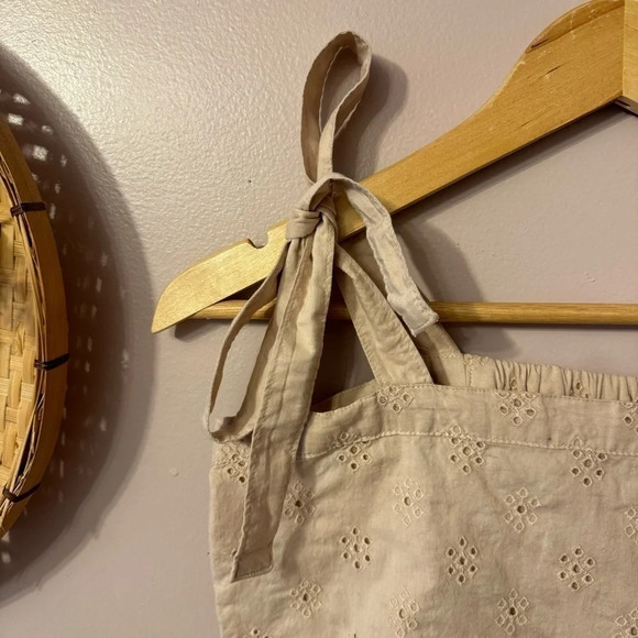 Aerie Tan Embroidered Eyelet Crop Top Tie Shoulder Size S - Picture 3 of 6